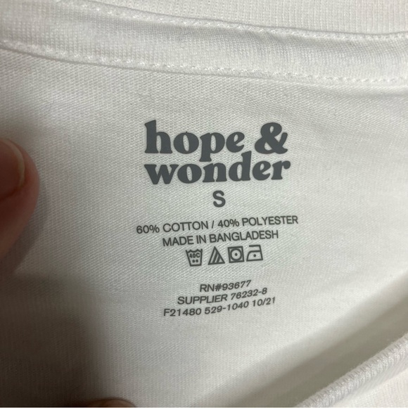Hope & Wonder Easter “SO HOPPY” t-shirt size small - Picture 3 of 4